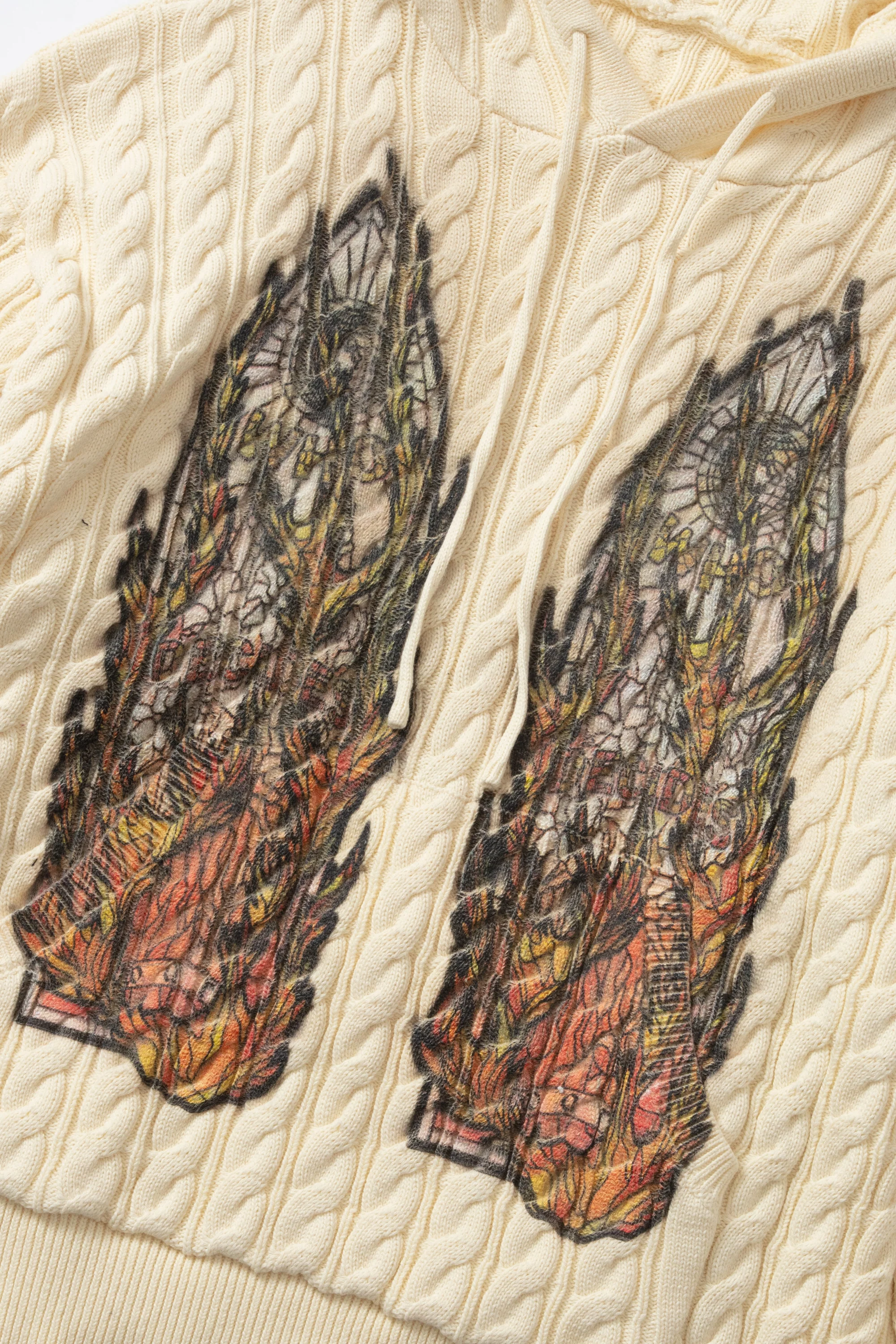 FLAME GLASS CABLE KNIT HOODED PULLOVER - Image 2