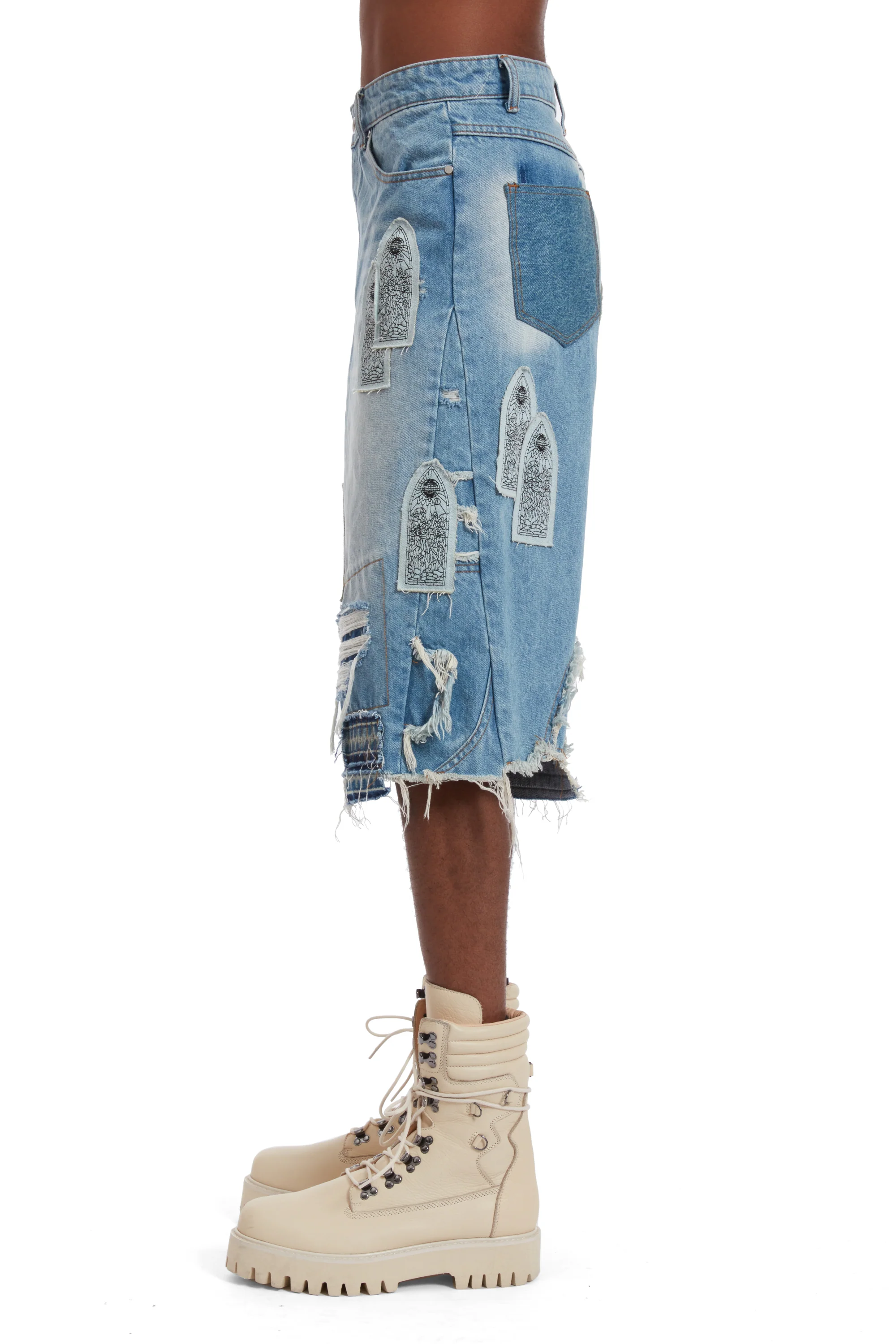 PATCHED ARCH BLOWOUT DENIM SHORT - Image 5