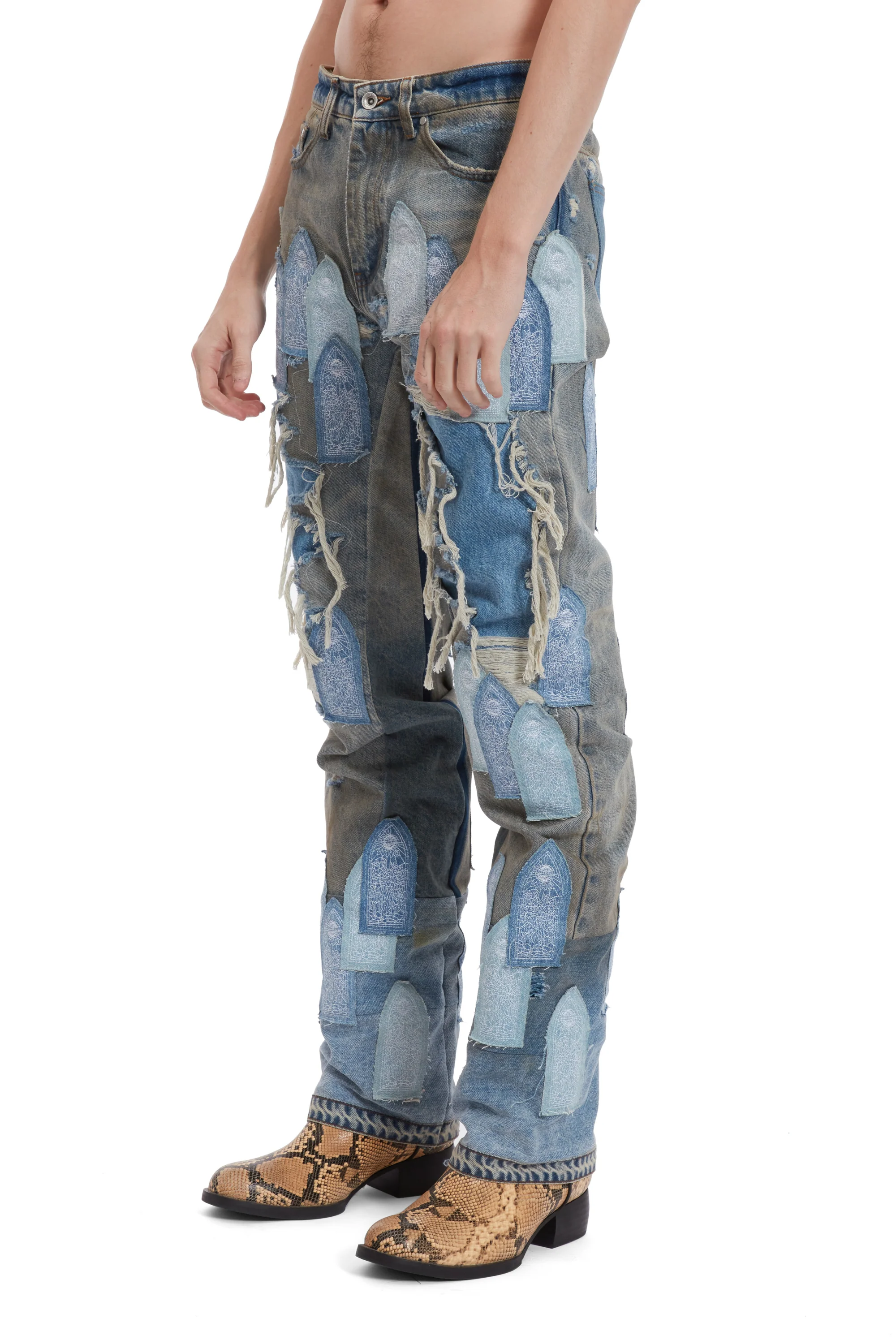 PATCHED ARCH REPAIRED BLOWOUT DENIM - Image 4