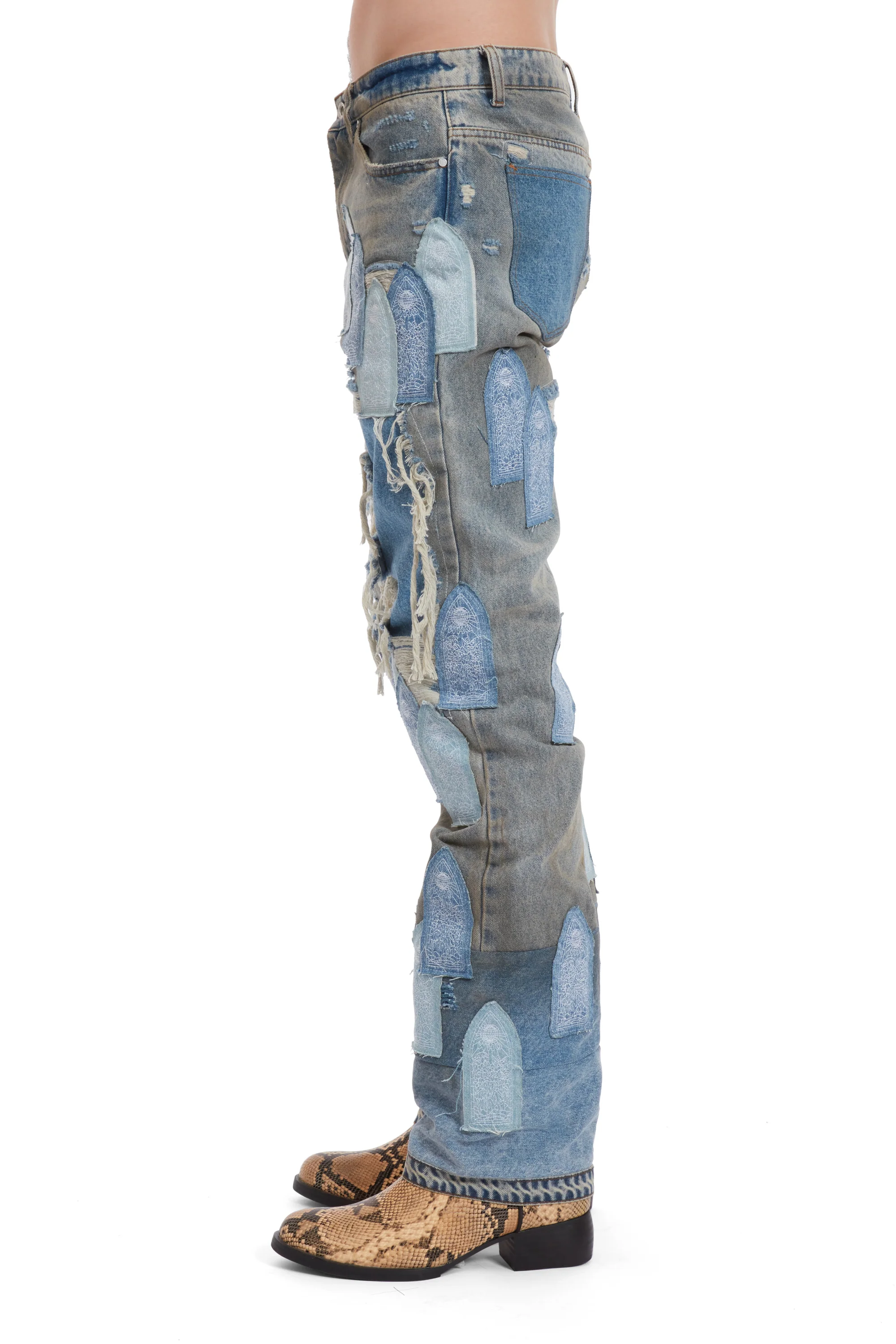 PATCHED ARCH REPAIRED BLOWOUT DENIM - Image 5
